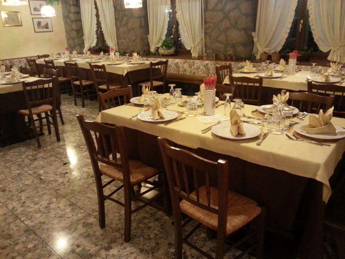 Albergo Capriolo Сестола Экстерьер фото